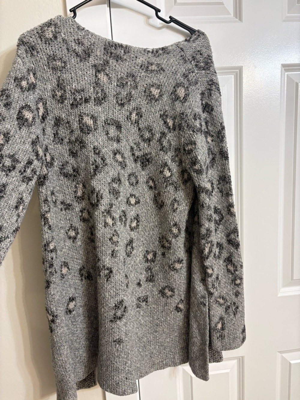 Cato Open-Front Gray Leopard Print Knit Cardigan - Picture 9 of 9